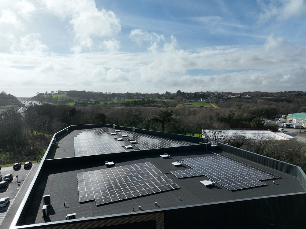 Centre solaire en toiture SOFIE MER