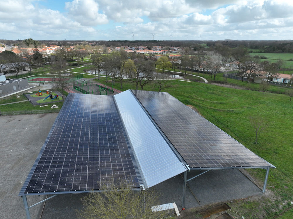Ombrière photovoltaïque & borne IRVE - LA MARNE